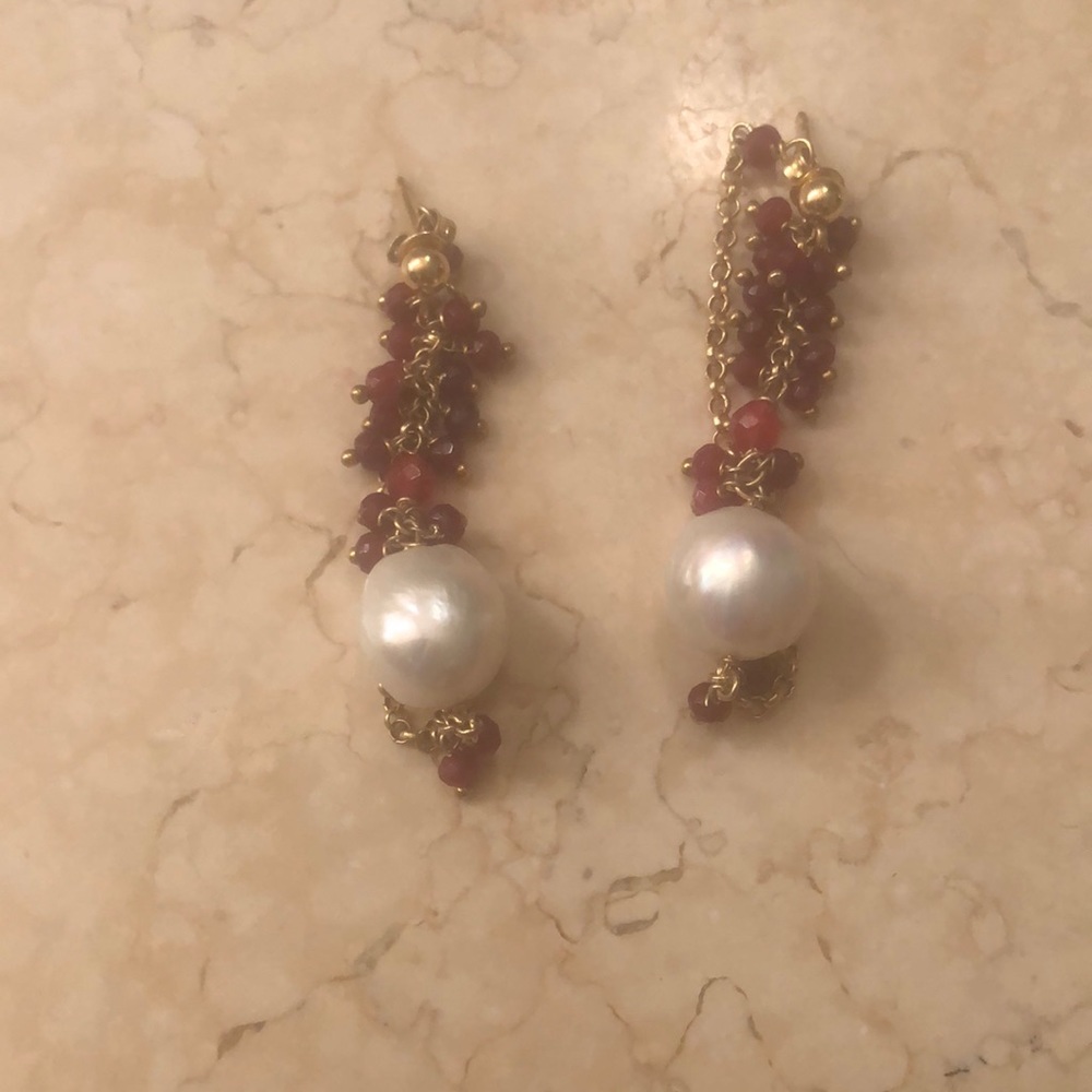 Garnet and pearl earrings